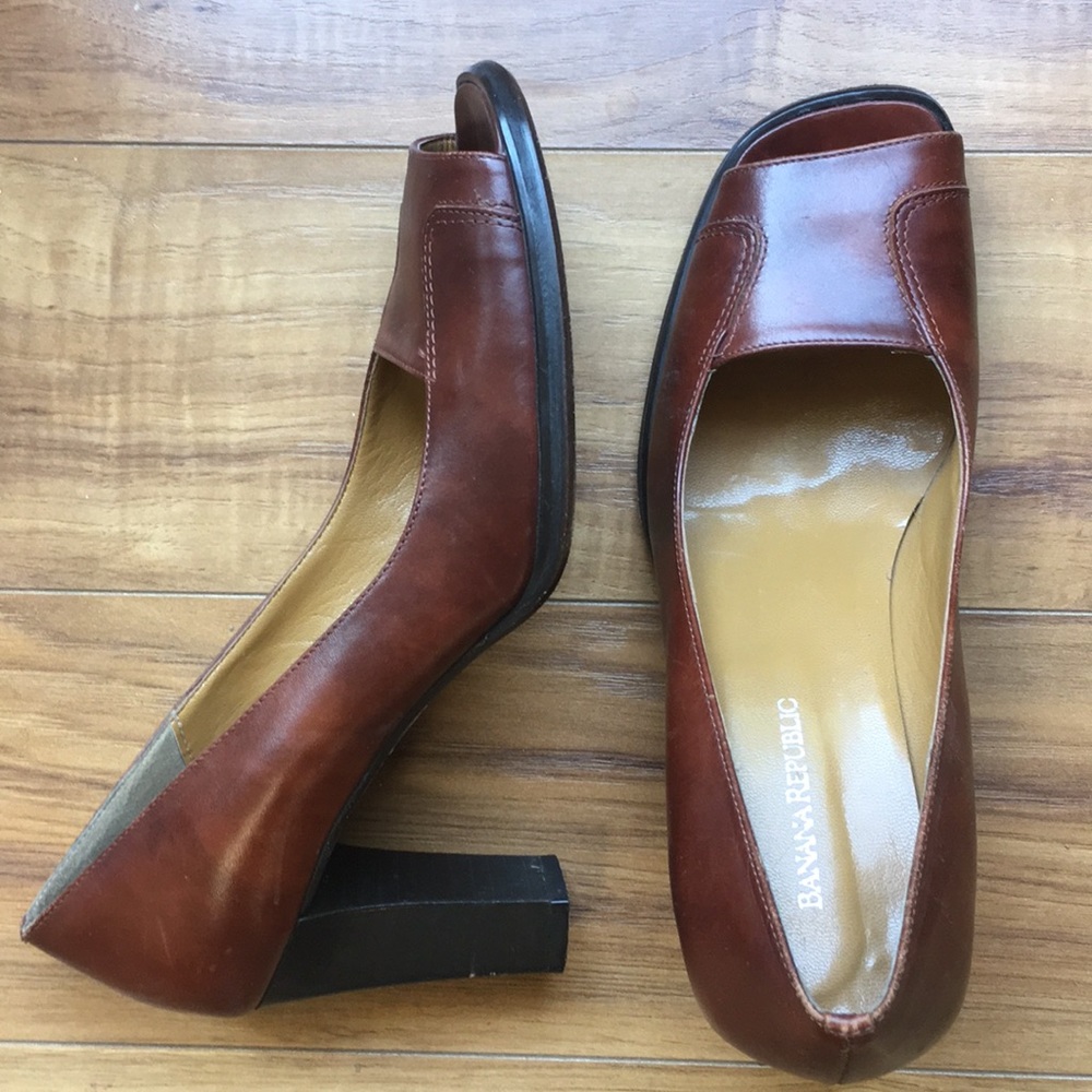 BANANA REPUBLIC  Brown Open Toe PUMPS 7.5 ITALY